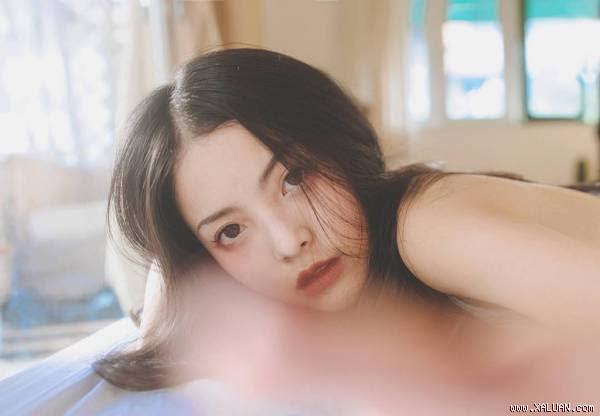 Yu Dương (tên thật là Nguyễn Thùy Dương, 24 tuổi) mới đây gây chú ý sau khi tham gia diễn xuất trong MV Có được không em của ca sĩ Chi Dân.