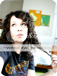 big sunglasses and painted toenails...