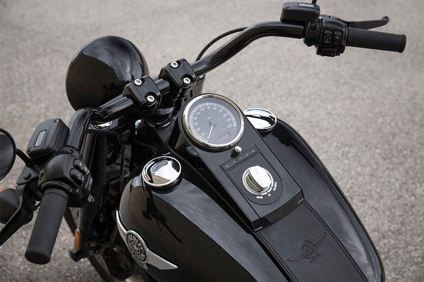 Review Of Harley Davidson 17 Fat Boy S Bikes Catalog
