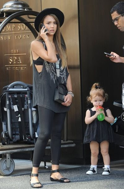 うるさすぎるママ友にうんざり 文句の対象になりやすい５つのママファッション Famimo