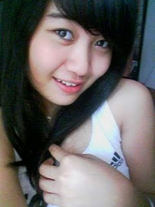 http://firtstest.files.wordpress.com/2010/02/cewek-cantik-imut-ngentot-telanjang-bugil.jpg