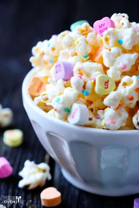 Valentine S Popcorn White Chocolate Popcorn Gimme Some Oven