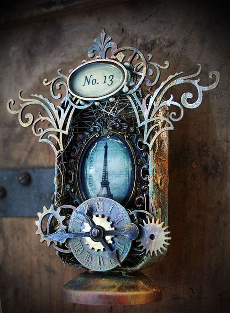 Can you believe this is a #recycled Altoid tin?