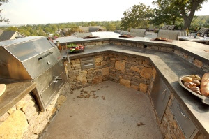 outdoor kitchen u-shaped tulsa