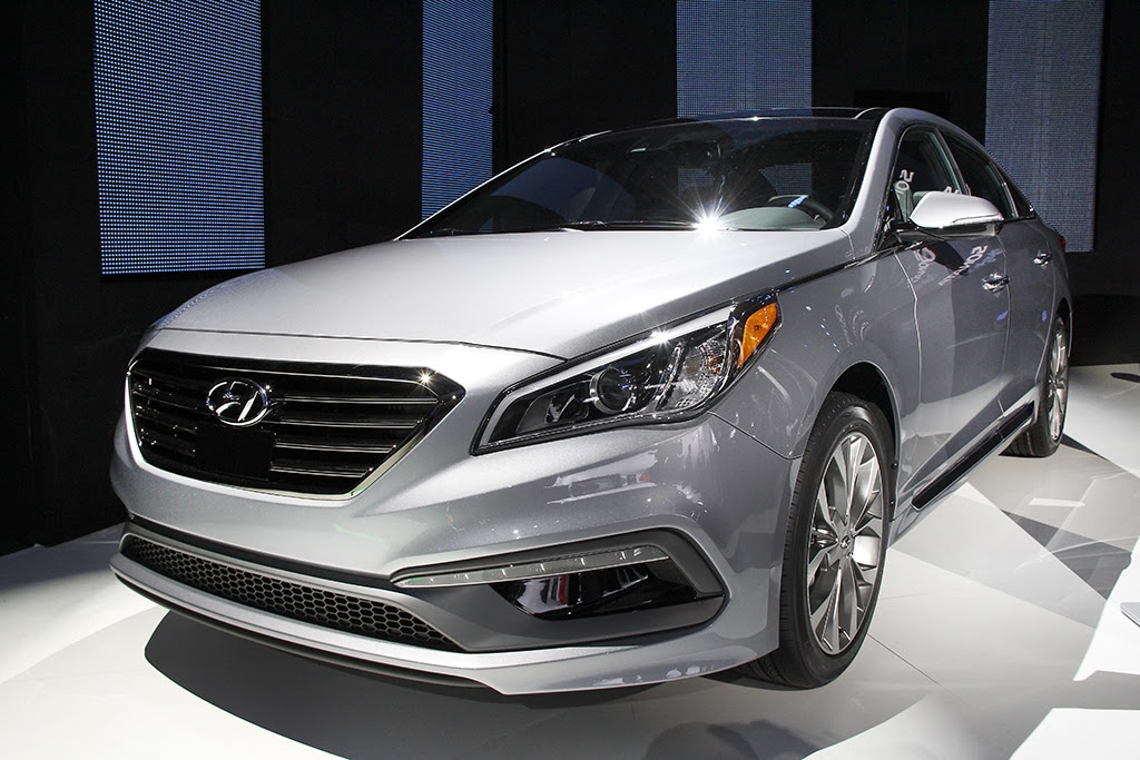 Mileage Still Critical to Shoppers, Despite Plunging Prices