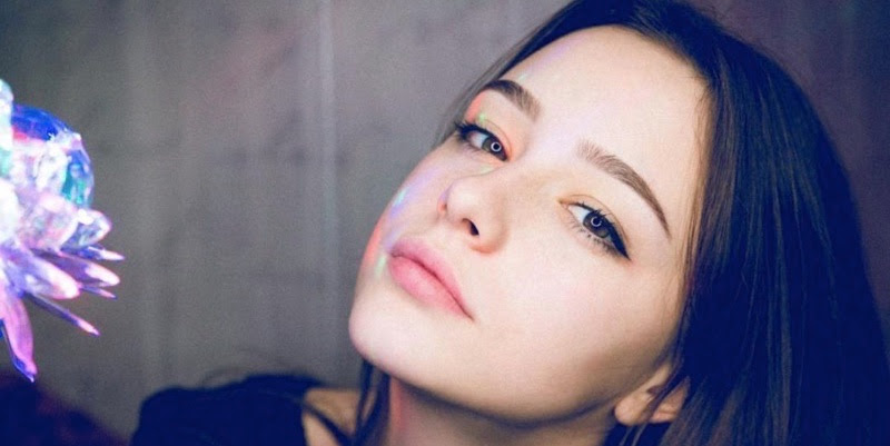 ロシア美女 Dasha Taranが注目され始める Seechina365