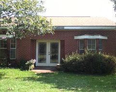 Help! What Color Should I Paint My House Exterior?