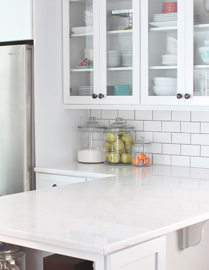 Stone, Solid Surfaces, Engineered Quartz Counter Tops, Ventura
