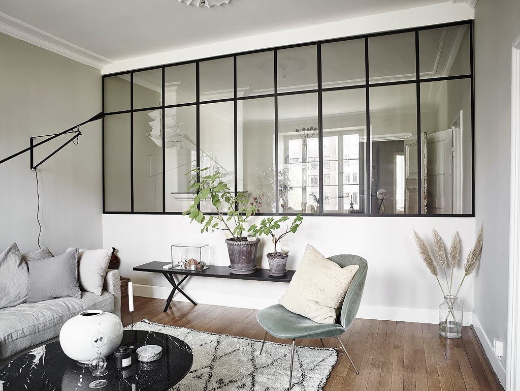 A perfect mixture of styles - via Coco Lapine Design