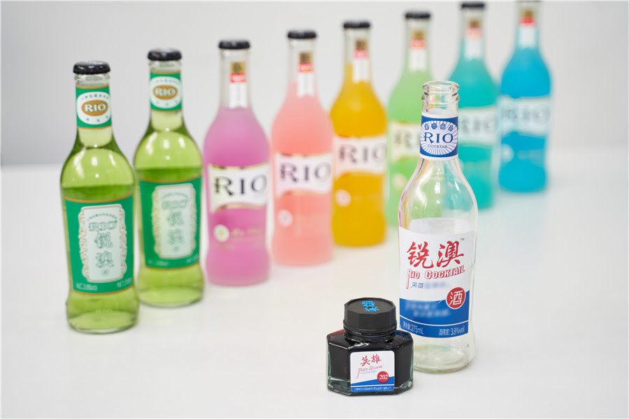 Rio Hero Team Up To Produce Ink Themed Cocktail Chinadaily Com Cn