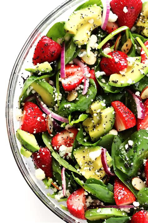 It tastes like pure gold. Avocado Strawberry Spinach Salad with Poppyseed