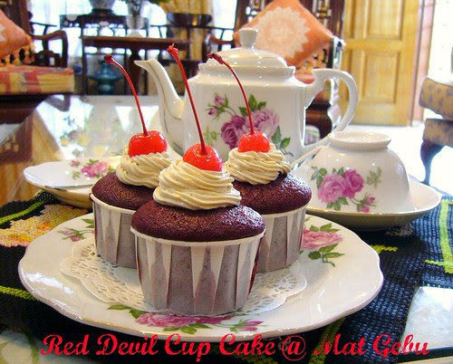 Red Devil Cup Cake