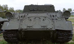 Arma ISU-152, autopropulsada, na exposição do Museu de História Militar de Armas e Equipamentos Blindados, na vila de Kubinka, região de Moscou  Vista traseira
