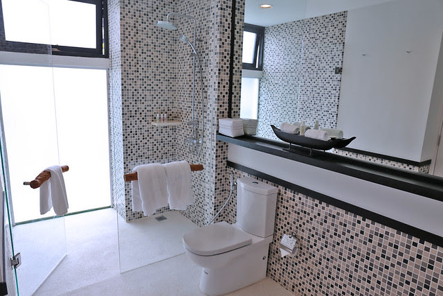 The second bedroom also has an ensuite bathroom but no bathtub
