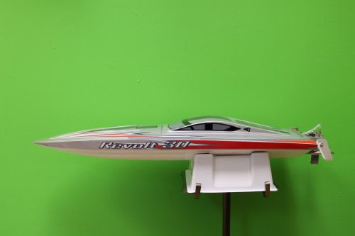 Aquacraft Revolt Brushless Radio Controlled