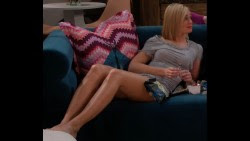 Beth Behrs - 2 Broke Girls - S05E15