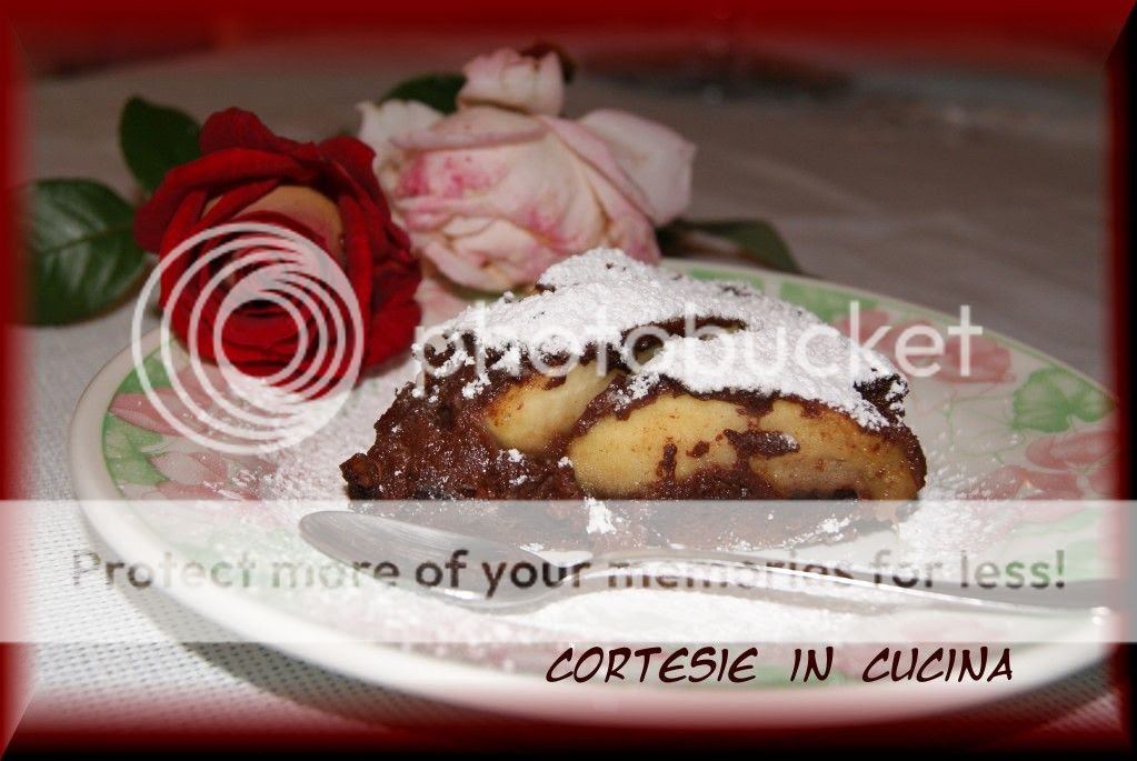 Torta mele e amaretti al cioccolato