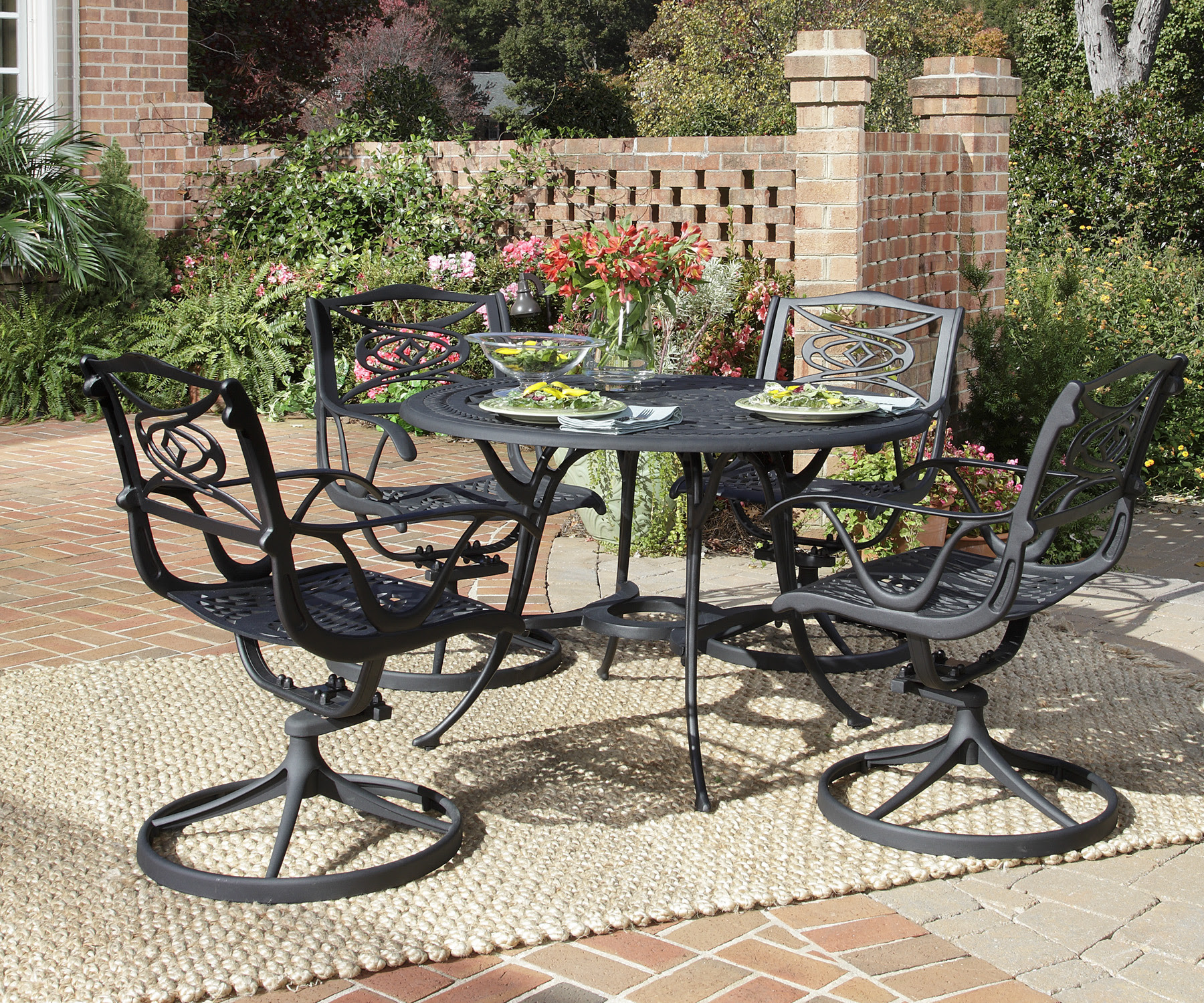 OUTDOOR DINING TABLE CHAIRS | Chair Pads & Cushions