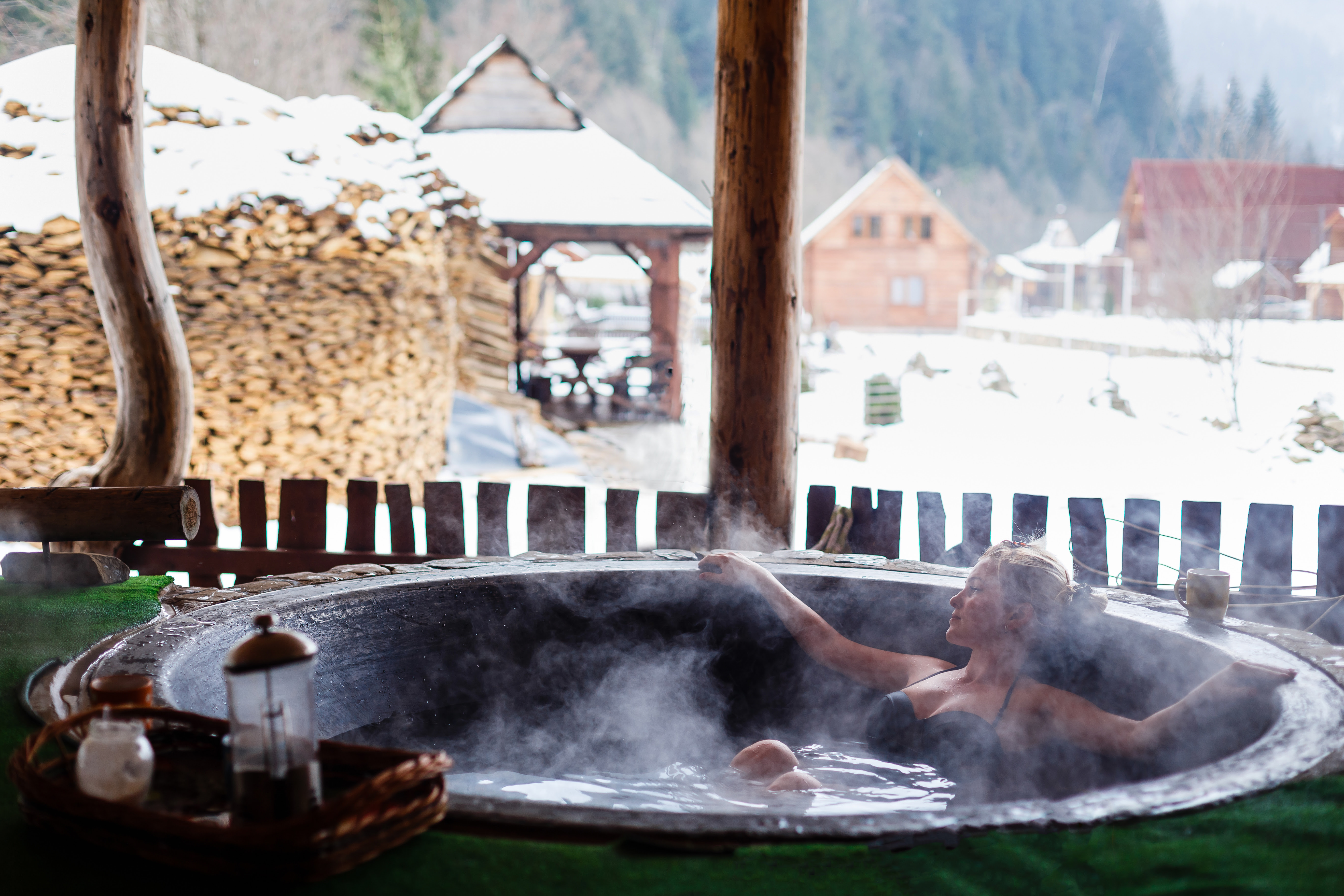 How To Cut Hot Tub Operating Costs in the Winter | Aqua Spas and Pools
