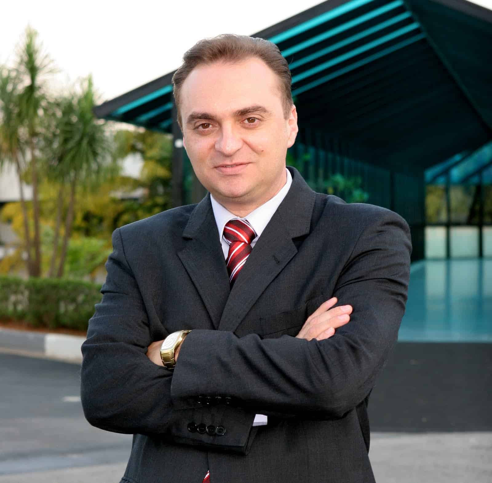 Rogério Forcolen apresenta o "Cidade Alerta RJ"