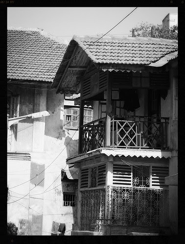 Bandra Bazar Road Misses Mr Sunil Dutt Who Loved The Gaothans by firoze shakir photographerno1