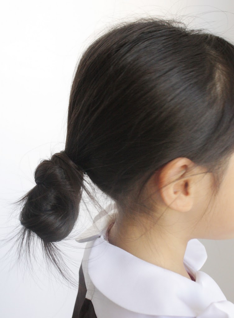 ヘアアレンジlesson 4 簡単 お団子ベースのアレンジ 和装にも合うヘアアレンジ 子供ドレス 子供ワンピース 子供フォーマル靴の キャサリンコテージ総合サイト