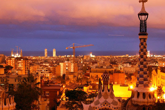 urban design, sustainable design, Barcelona, Spain, LED 
streetlights, green lighting, green design