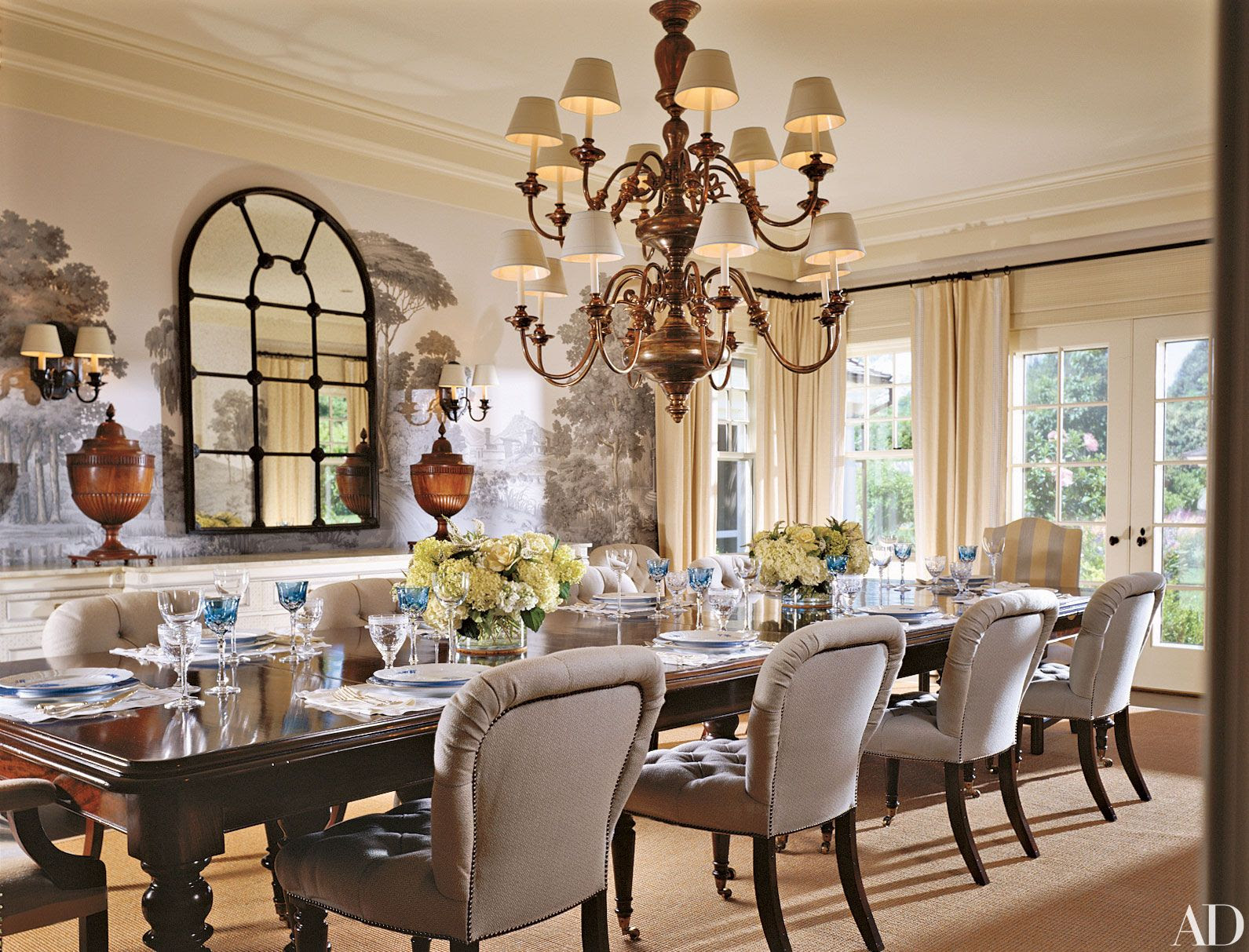 11 Large Dining Room Tables Perfect for Entertaining ...