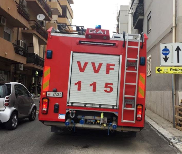 Catanzaro, l'Usb Vigili del Fuoco scrive una lettera alla ...