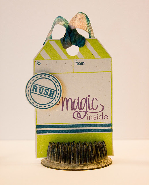 neat-and-tangled-santas-tags-memento-luxe-pigment-inks-mary-dawn-quirindongo
