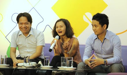 Các diễn giả chia sẻ tại buổi tọa đàm. Ảnh: Nghiêm Huê.