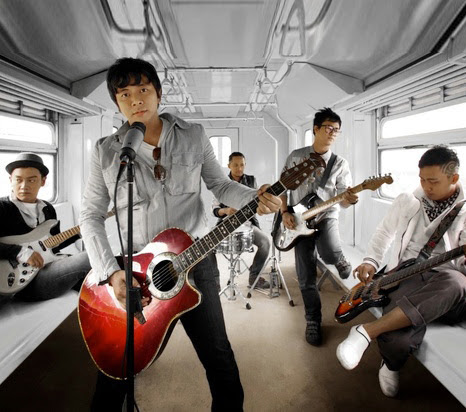 Platinoem Band. Sahabat