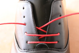 靴ヒモの結び方 パラレル 靴 皮革製品のお手入れ 靴磨き Q A お悩み解決 ポータルサイト