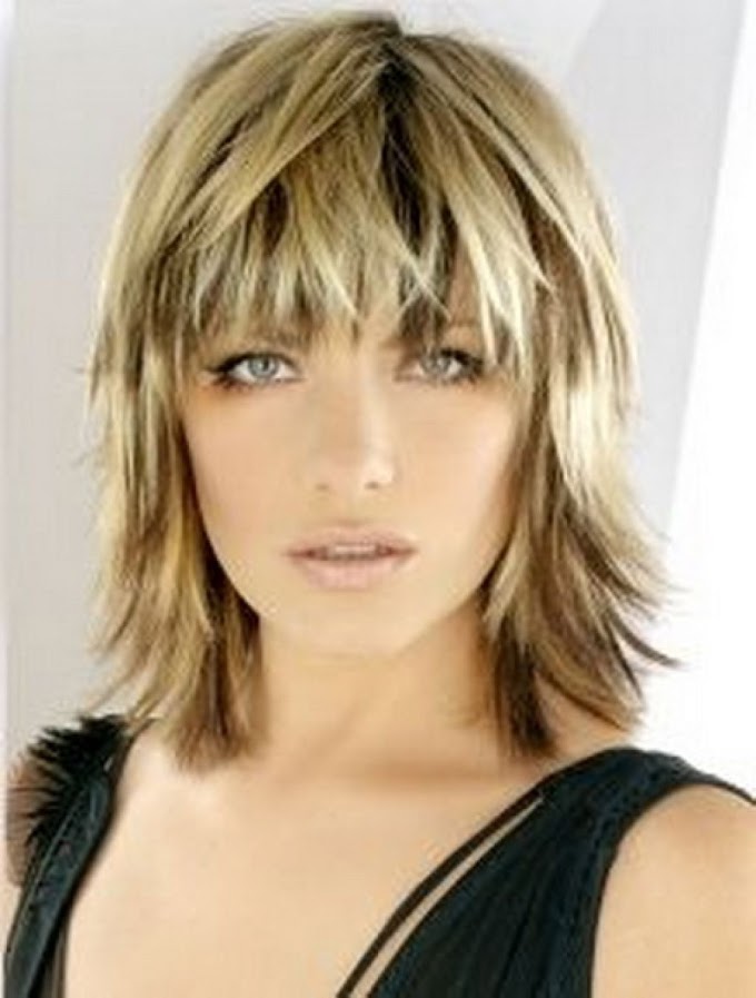 Hairstyles For Medium Length Hair With Side Bangs : Medium straight layered haircuts with bangs - Star Styles ... : Aug 17, 2017 · women with thick hair can opt for full bangs to create the sophisticated and face framing looks.