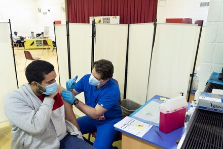 Can Vaccinated People Spread the Virus? We Don’t Know, Scientists Say.