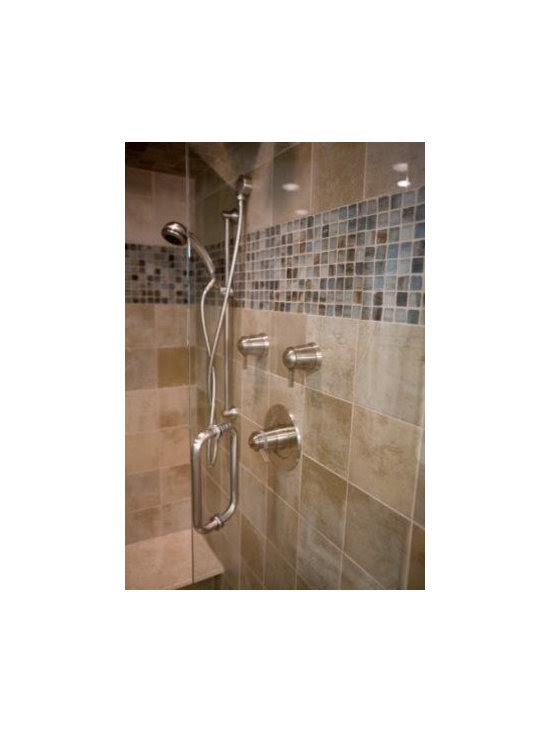 Bathroom on Master Bathroom Tile Ideas Design Ideas  Pictures  Remodel  And Decor