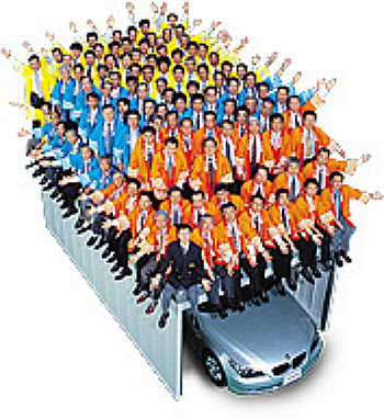 100人乗っても大丈夫 イナバの物置 With Bmw Bmwおたっきーず Blog Bmw総合情報ブログ