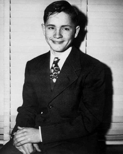 Rare Photos of Famous People (125 pics) Rare Photos of Famous People (125 pics)