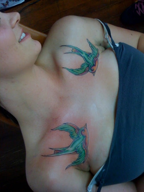 tattooed girl