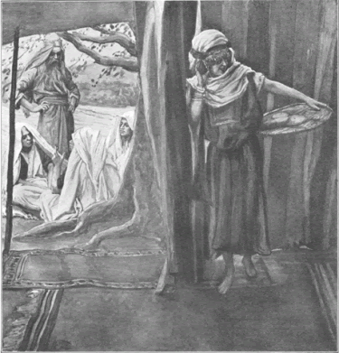 Sarah écoute et rit