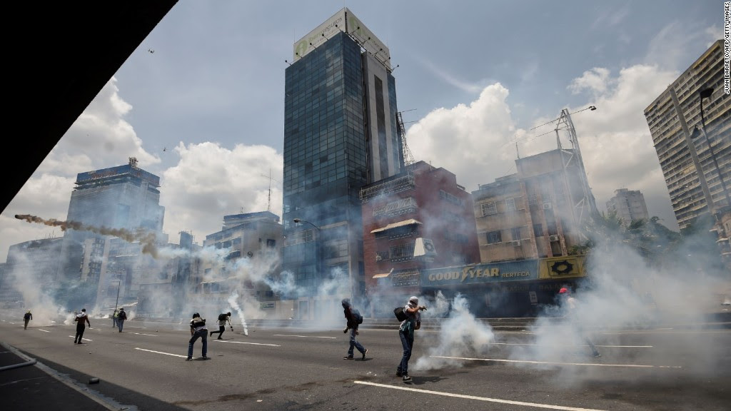Why Venezuelans are protesting