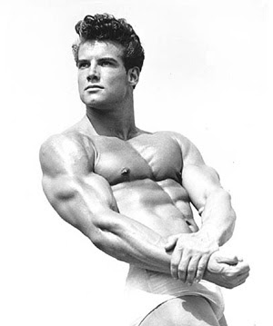 Steve Reeves died in May 2000
