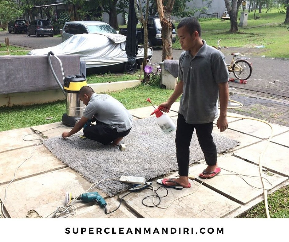 Tumpukan debu yang dibiarkan pada permukaan karpet akan berakibat buruk untuk kesehatan Anda. ➖➖➖➖ SCM ♻⛑ 📍 Sejabodetabek Pricelist & Order WA : 0812-9840-4998 Supercleanman