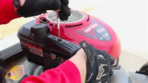 Less arduous than a push mower, a lawn tractor or riding mower covers a lot of ground in little time. REPAIR BRIGGS & STRATTON LAWNMOWER TUNE UP CARBURETOR