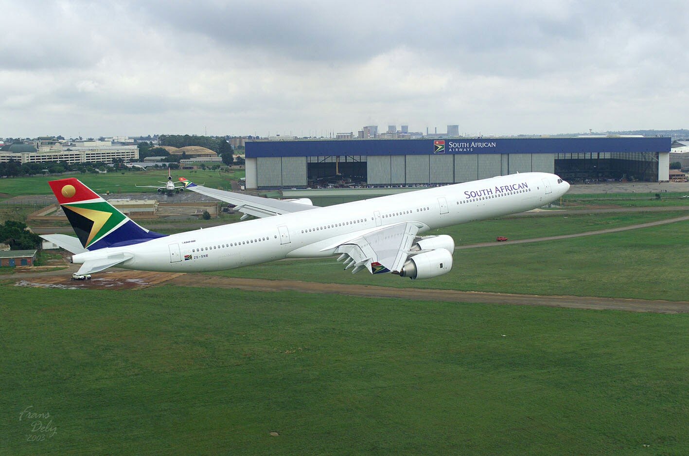 SAA A340-600 