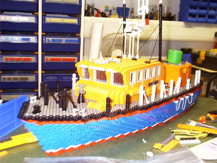 a perfect functioning lego combine will make you want to