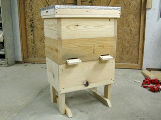Natural Beekeeping Horizontal Hives Do-It-Yourself Plans