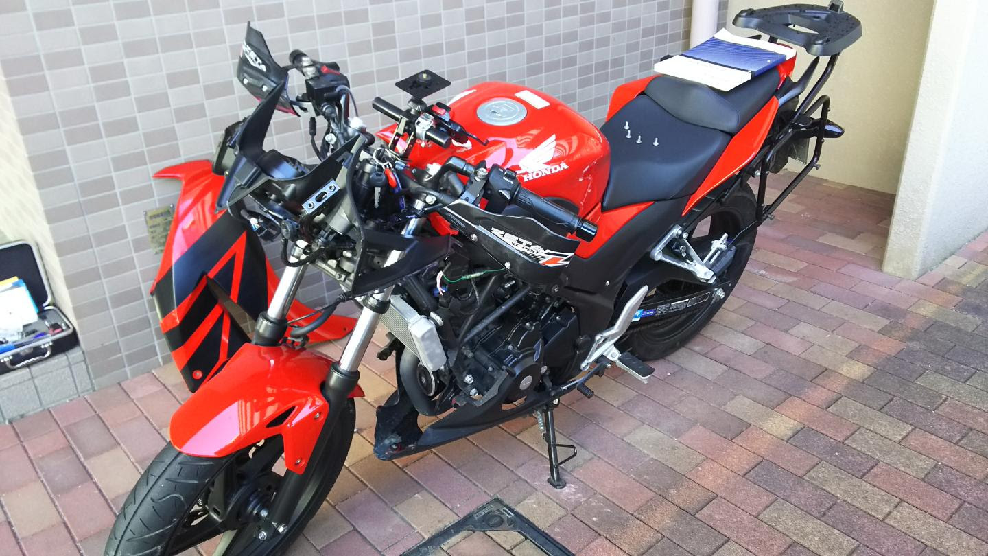 スクリーン交換 Cbr250rと行くツーリング日誌 A