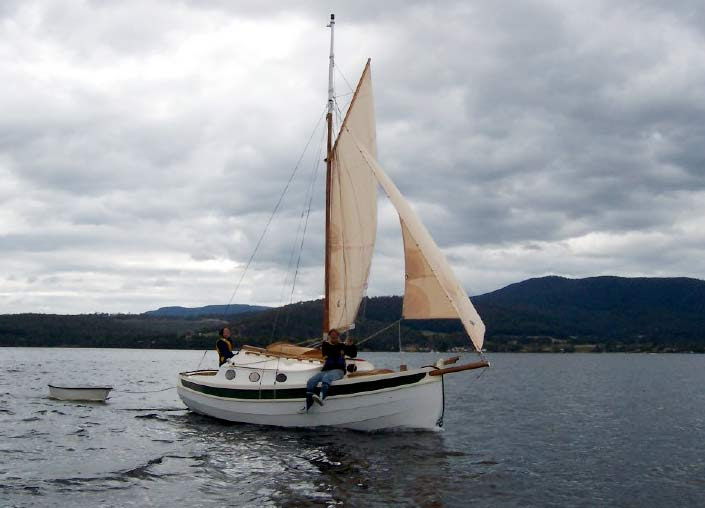 Penguin. A classic trailer yacht with serious space inside
