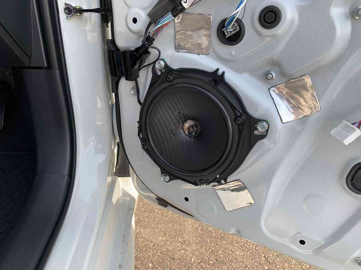 フロントカースピーカー交換 取り付け方法 カローラスポーツブログ